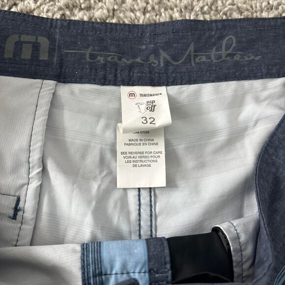 Travis Mathew Board Shorts Men 32 Blue Navy Striped Linerless - Picture 3 of 6